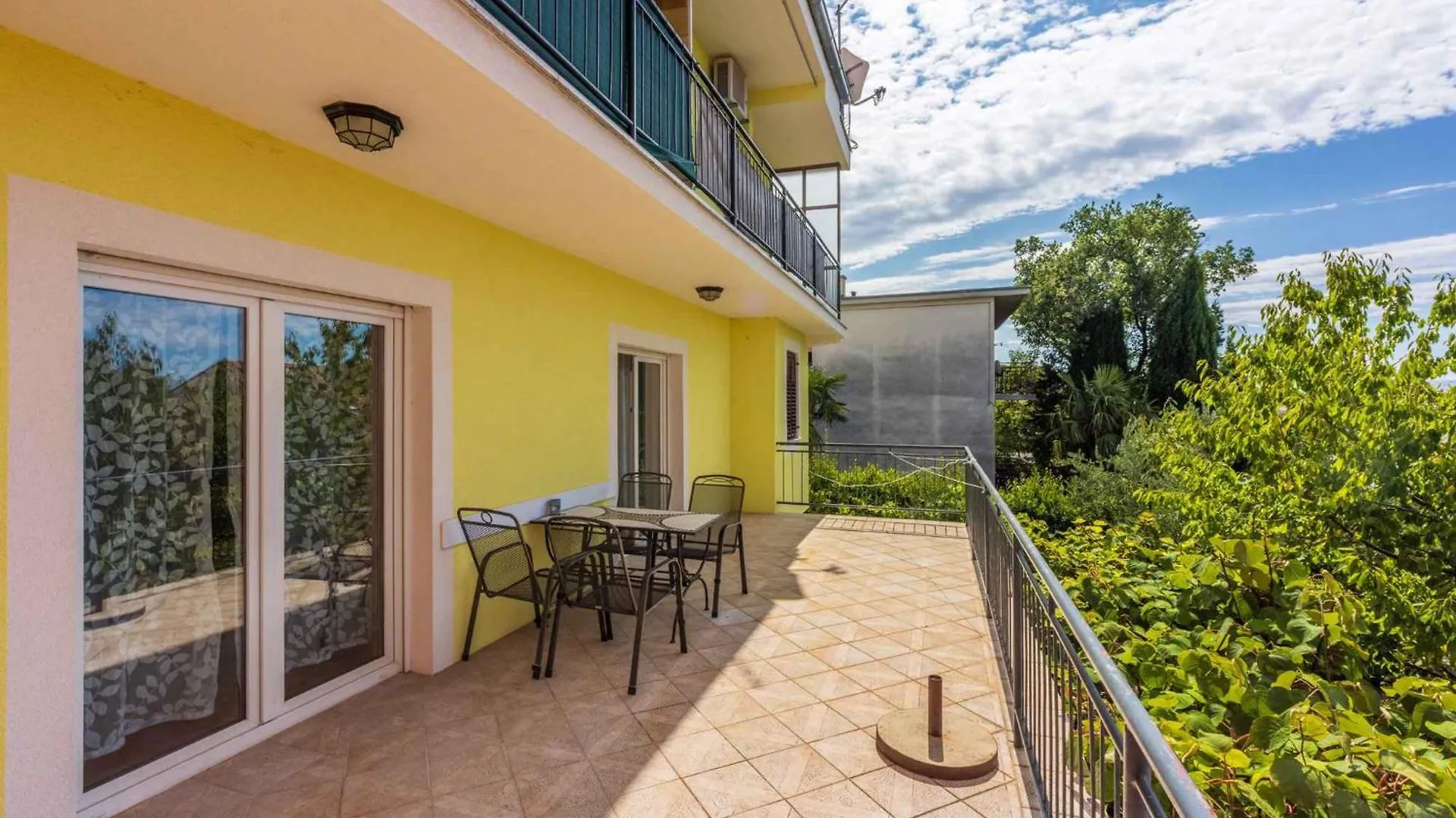 Apartment In Crikvenica 42451