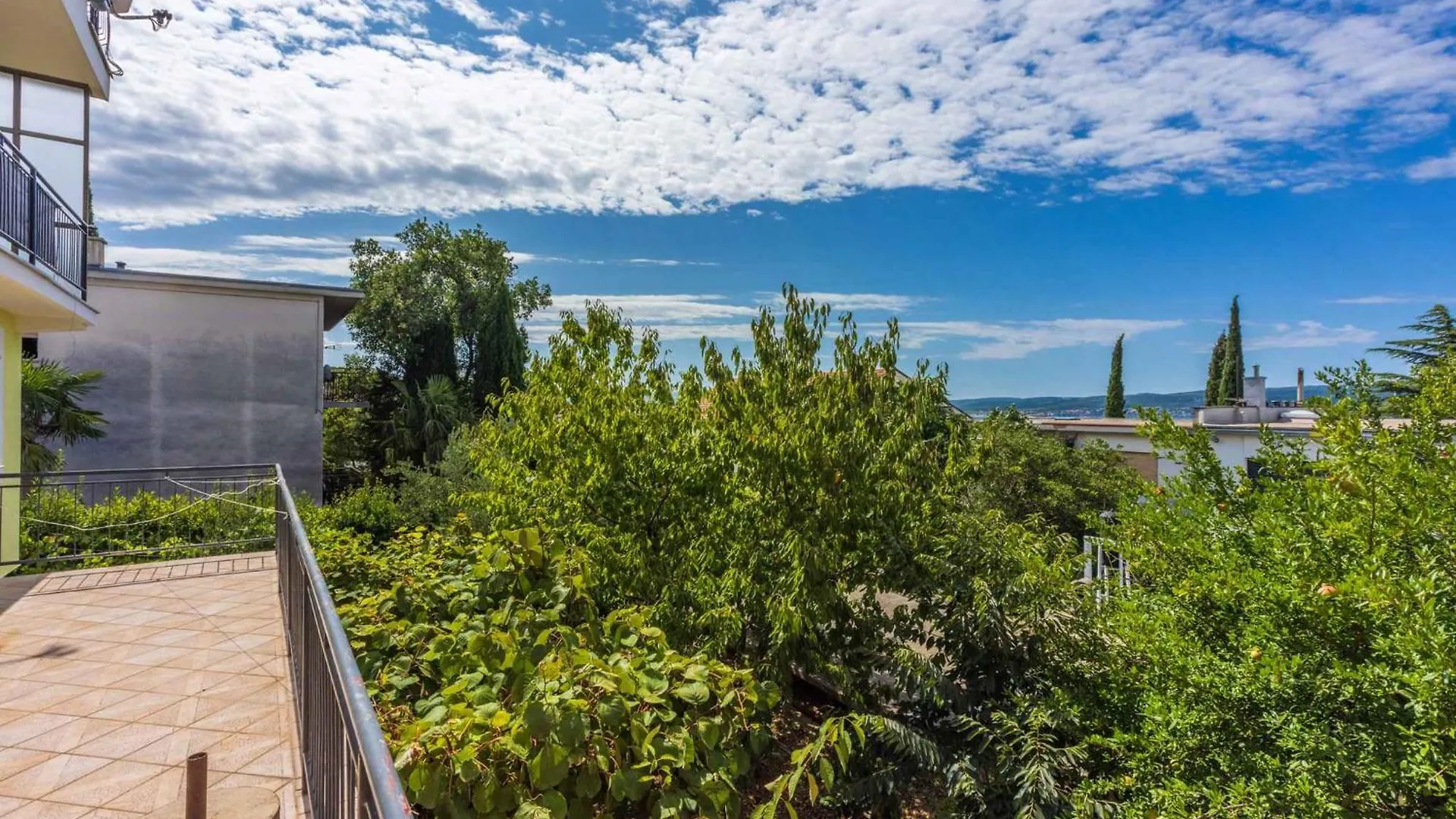 Apartment In Crikvenica 42451